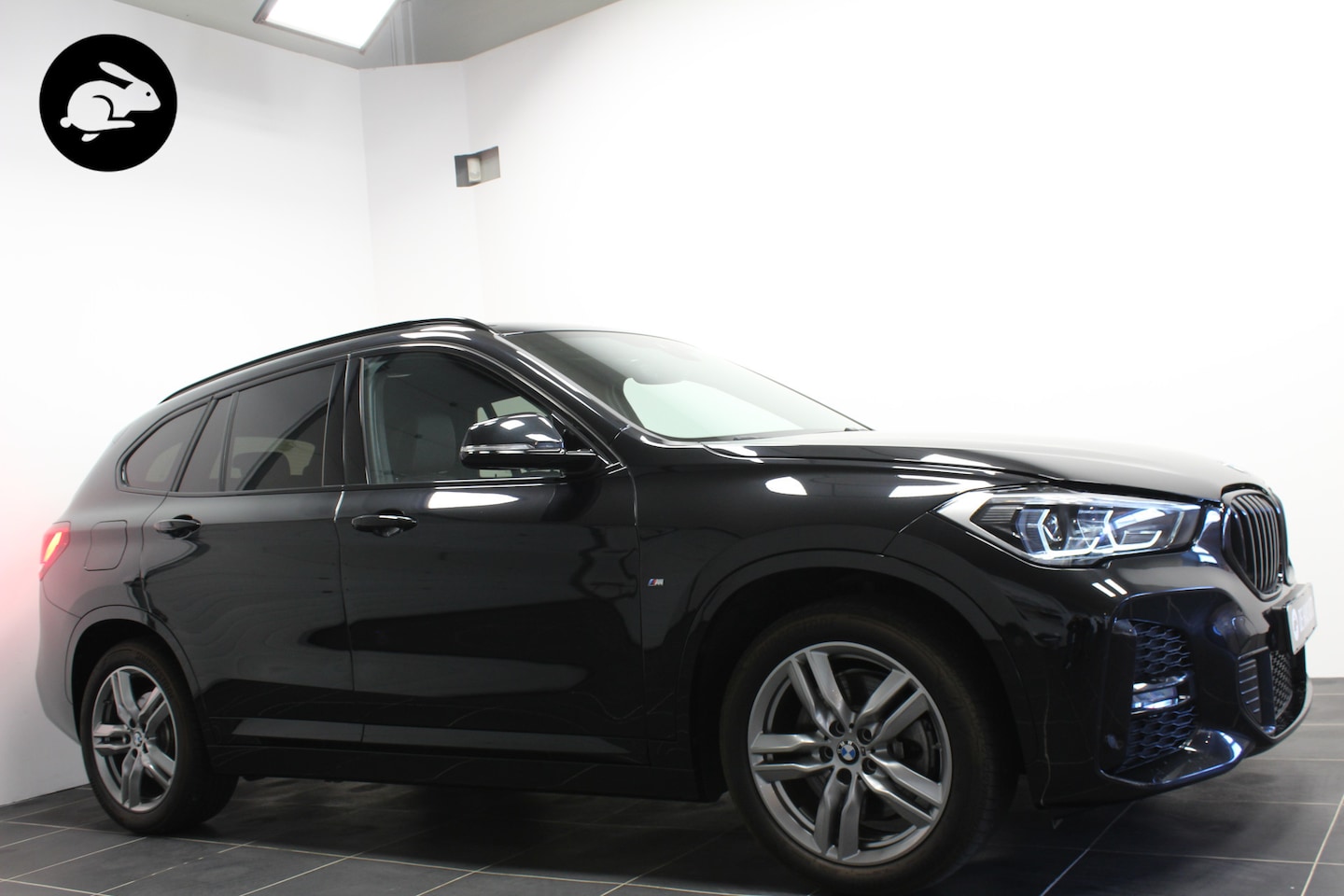 BMW X1 - xDrive25e M Sport/Camera/Leder/Led - AutoWereld.nl