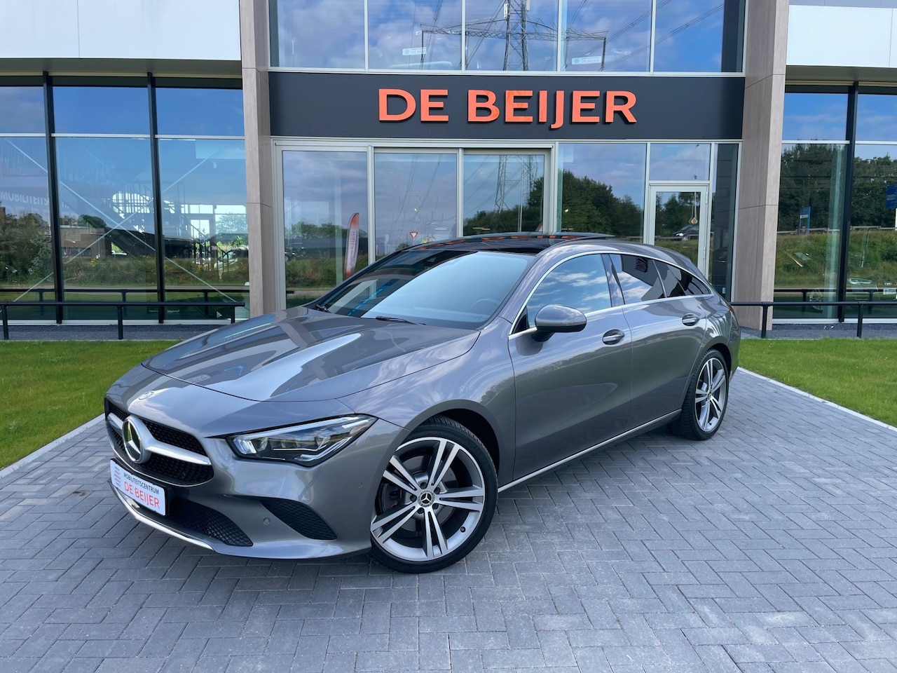 Mercedes-Benz CLA-klasse Shooting Brake - 220 Premium Plus Pano dak I Navi I Led I - AutoWereld.nl