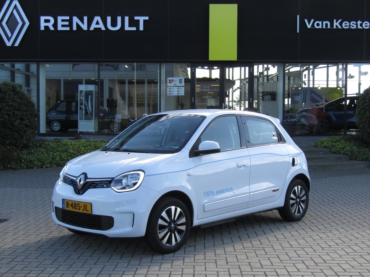 Renault Twingo - R80 Electric 82pk Intens / Easy Link / Cruise- Control / 1e eigenaar - AutoWereld.nl