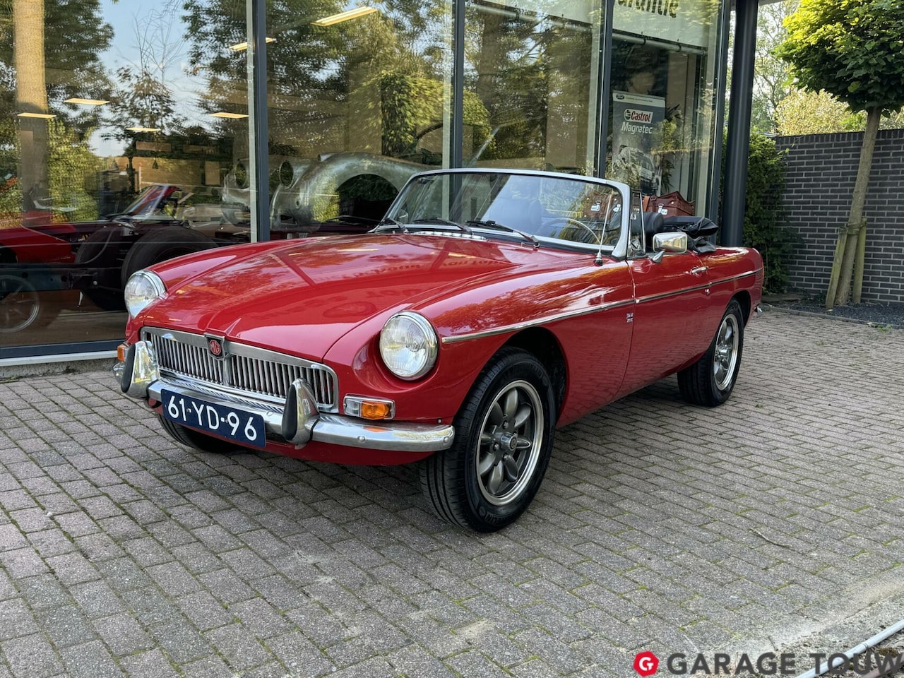 MG B type - 1.8 Roadster 1.8 Roadster - AutoWereld.nl