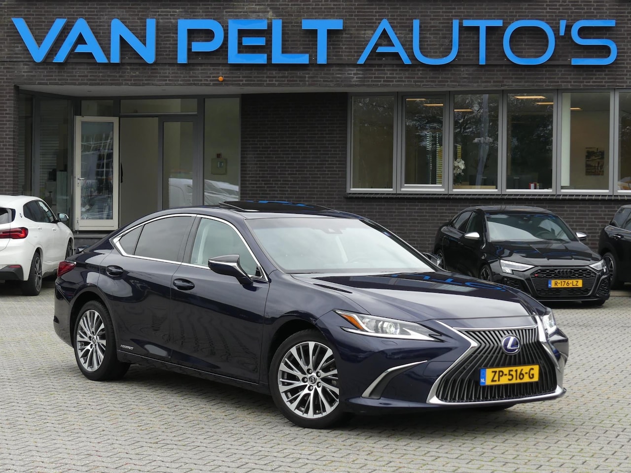 Lexus ES - 300Hybrid 178PK Luxury Line / Schuifdak / Leder - AutoWereld.nl