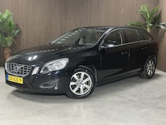 Volvo V60 - 1.6 T3 Kinetic