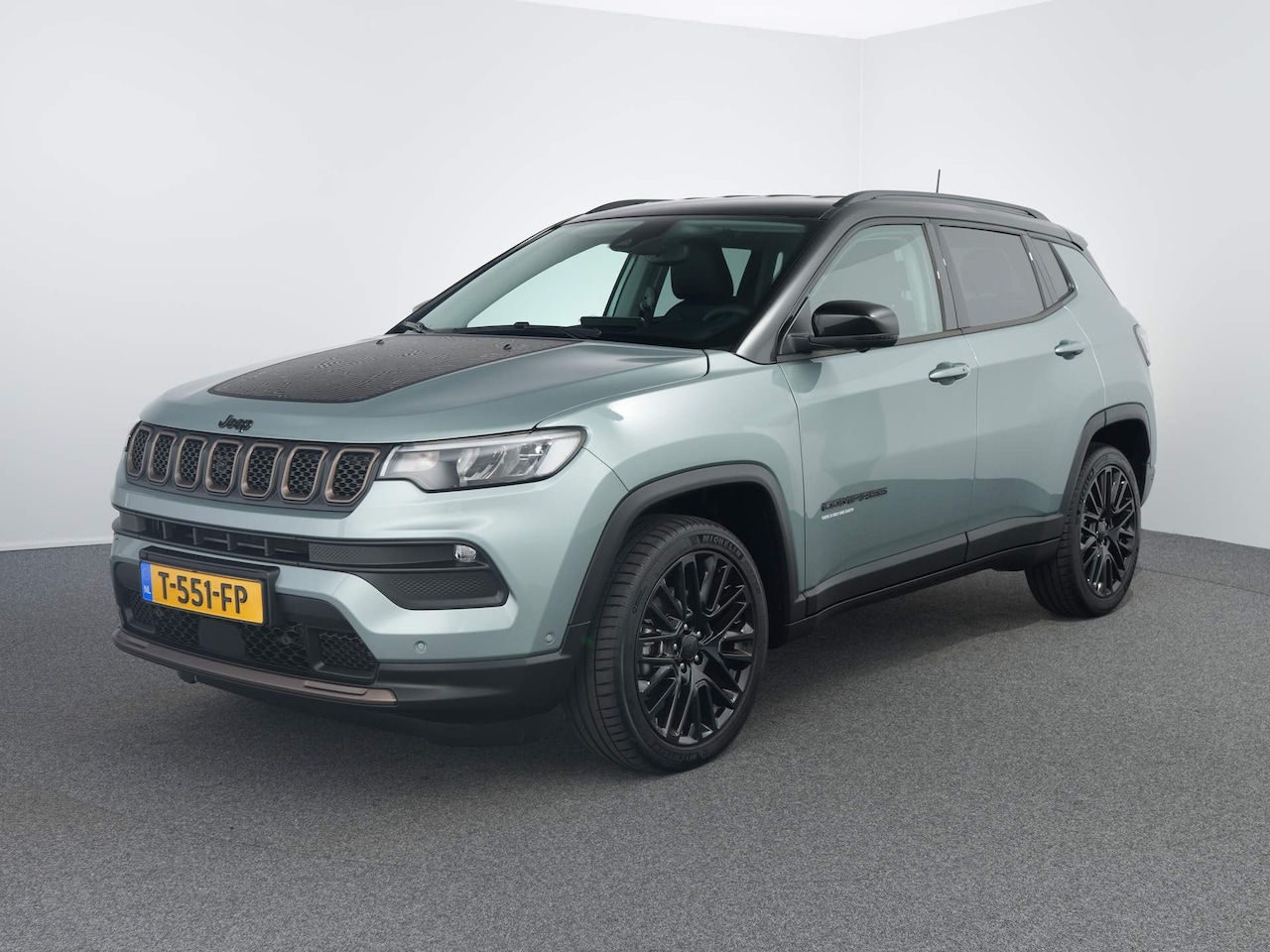 Jeep Compass - 1.5T e-Hybrid Upland 1.5T e-Hybrid Upland - AutoWereld.nl