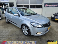 Kia Cee'd - 1.6 CVVT X-ecutive