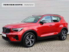 Volvo XC40 - 2.0 B4 Plus Dark Automaat / Trekhaak / Google Maps / All Season banden / Reservewiel / Ver