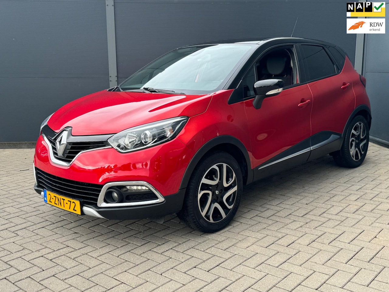 Renault Captur - 0.9 TCe Helly Hansen / Camera / Nap / Trekhaak - AutoWereld.nl