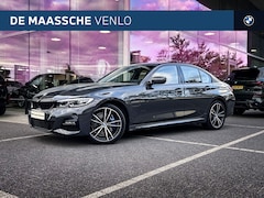 BMW 3-serie - 330e High Executive M Sport Automaat / Sportstoelen / LED / Live Cockpit Professional / Pa