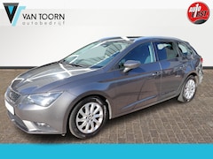 Seat Leon ST - 1.6 TDI Style Business Ecomotive. APK tot 10-12-2025. Navigatie, Full-led