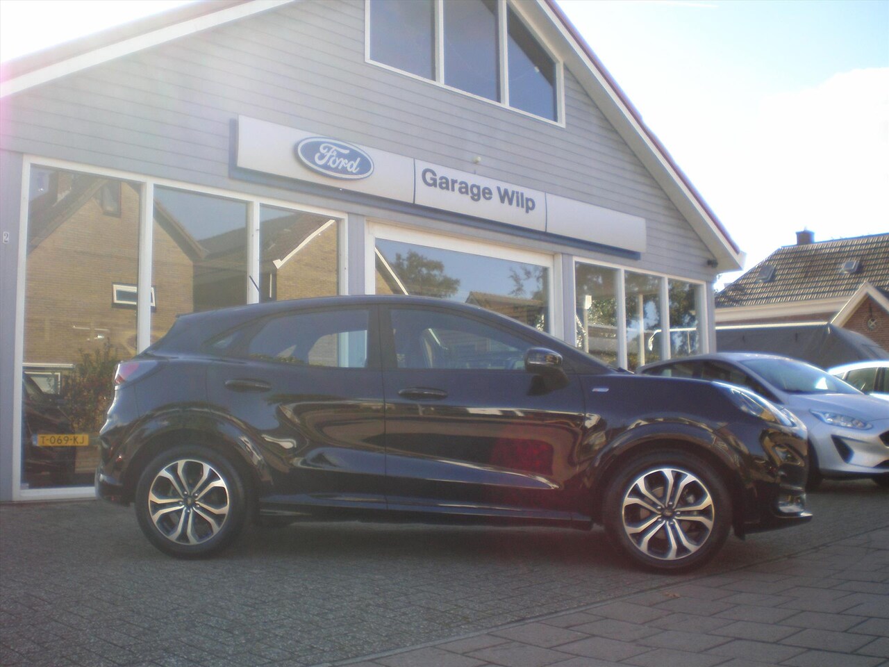 Ford Puma - 1.0i Ecoboost Hybrid 125pk ST-Line - AutoWereld.nl