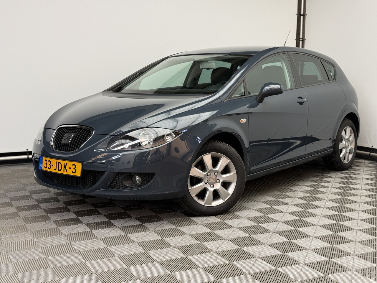 Seat Leon - 1.6 Dynamic Style ECC LM16" Trekhaak NL Auto - AutoWereld.nl