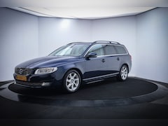 Volvo V70 - 1.6 D2 Momentum LEDER/NAVI/CLIMA/STOELVERW./AFN TREKHAAK/BLUETOOTH/PDC/LMV