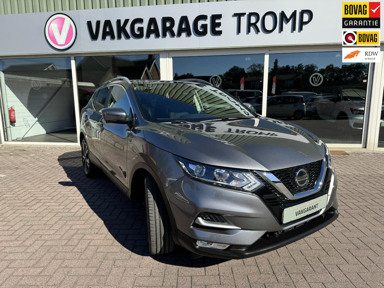 Nissan Qashqai - 1.3 DIG-T N-Connecta | Pano | - AutoWereld.nl