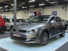 Volkswagen Golf - TSI 5-Deurs DSG *28910KM* 5-Deurs PANODAK Clima Airco