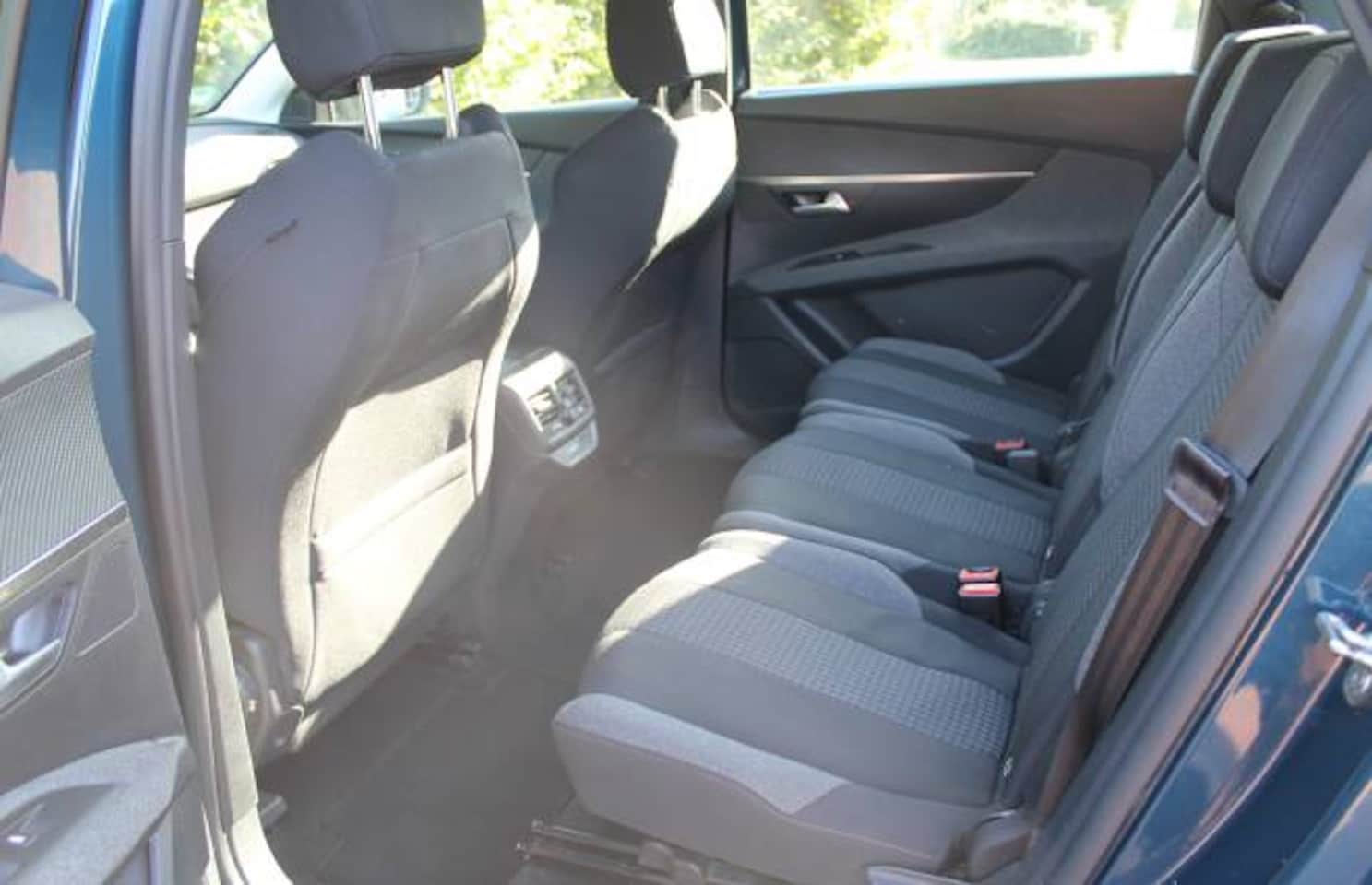 Peugeot 5008 - 1.2 PureTech 130pk S&amp;S EAT8 Active Pack