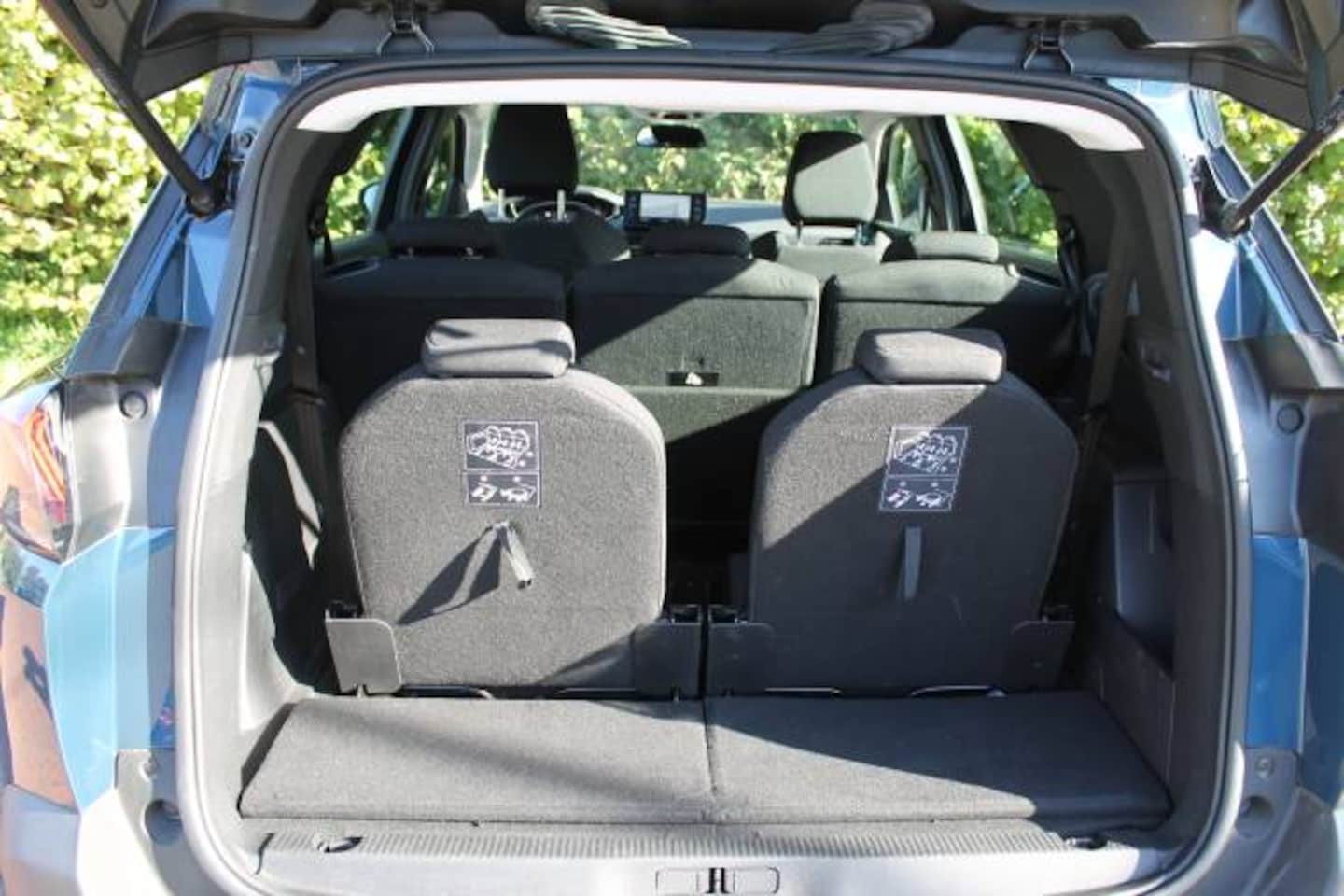 Peugeot 5008 - 1.2 PureTech 130pk S&amp;S EAT8 Active Pack