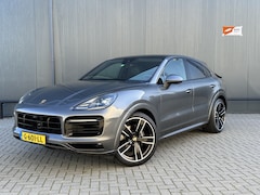 Porsche Cayenne Coupé - 3.0 E-Hybrid 462pk | 360° | trekh. | ACC | 22” LMV | Luchtvering | Sportchrono