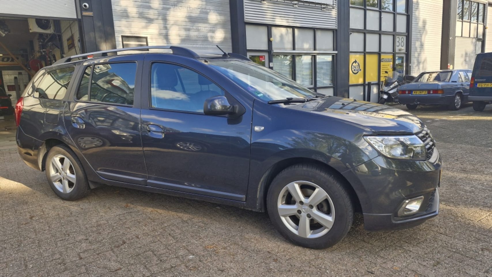 Dacia Logan MCV - 0.9 TCe SL Royaal 0.9 TCe SL Royaal