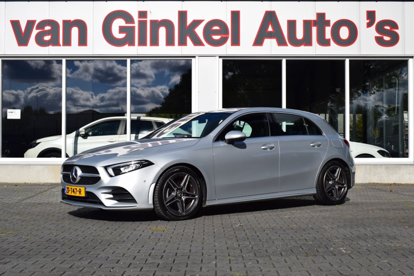 Mercedes-Benz A-klasse - 180 Bns Solution AMG | LED | Camera | PDC | NAP - AutoWereld.nl