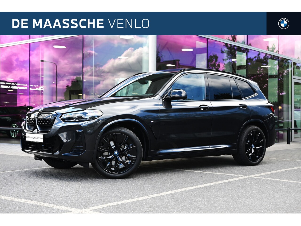 BMW iX3 - High Executive / Trekhaak / Sportstoelen / Adaptieve LED / M Adaptief onderstel / Parking - AutoWereld.nl