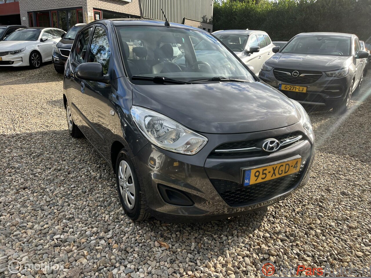 Hyundai i10 - 1.1 i-Drive Cool 1.1 i-Drive Cool,Airco,trekhaak,2de eigenaar - AutoWereld.nl