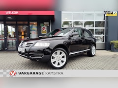 Volkswagen Touareg - 4.2 V8 310PK NAP 20 inch/Luchtv/Leder/PDC