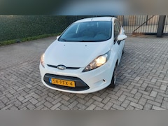 Ford Fiesta - 1.2 Bj 2011 ECC Nw APK Nw Distributieriem