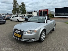 Audi A4 Cabriolet - 1.8 Turbo S-Line