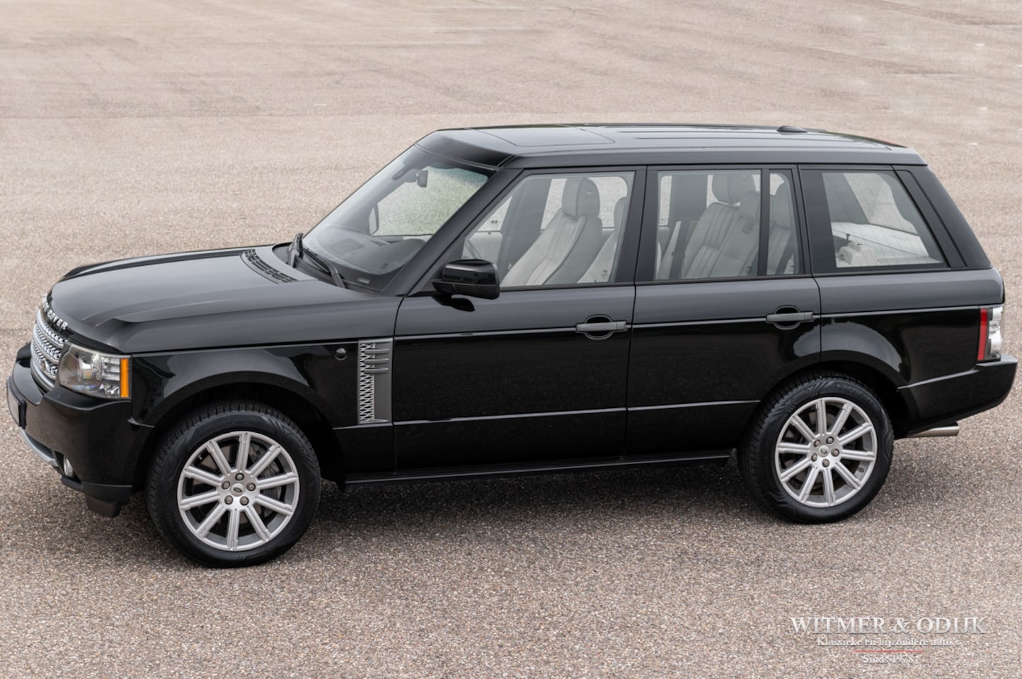 Land Rover Range Rover - 5.0 V8 Supercharged NLD-auto - AutoWereld.nl