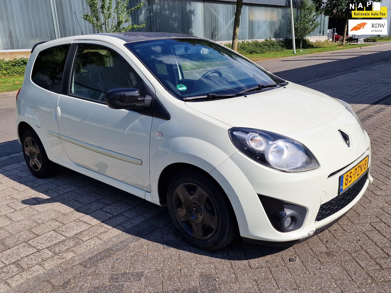 Renault Twingo - 1.2-16V Dynamique 1.2-16V Dynamique, KOOPPAKING LEK, Inruil mogelijk. - AutoWereld.nl