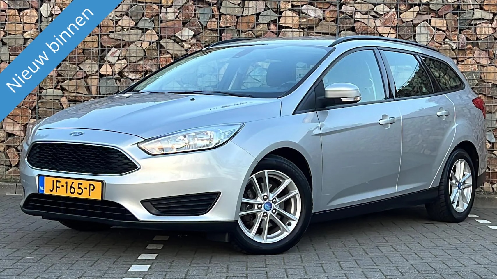 Ford Focus Wagon - 1.0 Trend 1.0 Trend - AutoWereld.nl