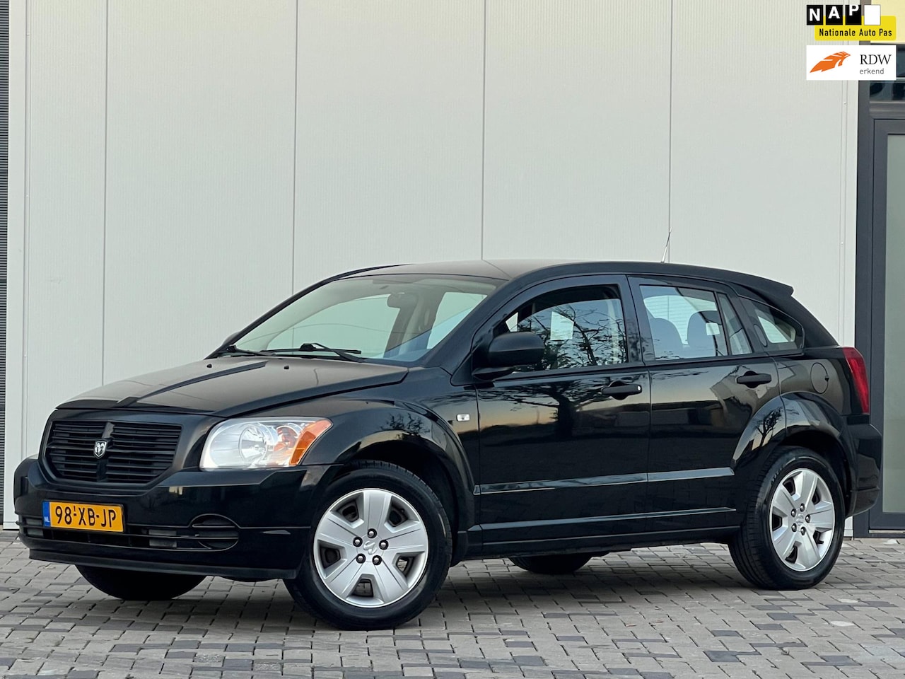 Dodge Caliber - 2.0 SE AUTOMAAT AIRCO IN TOP STAAT - AutoWereld.nl