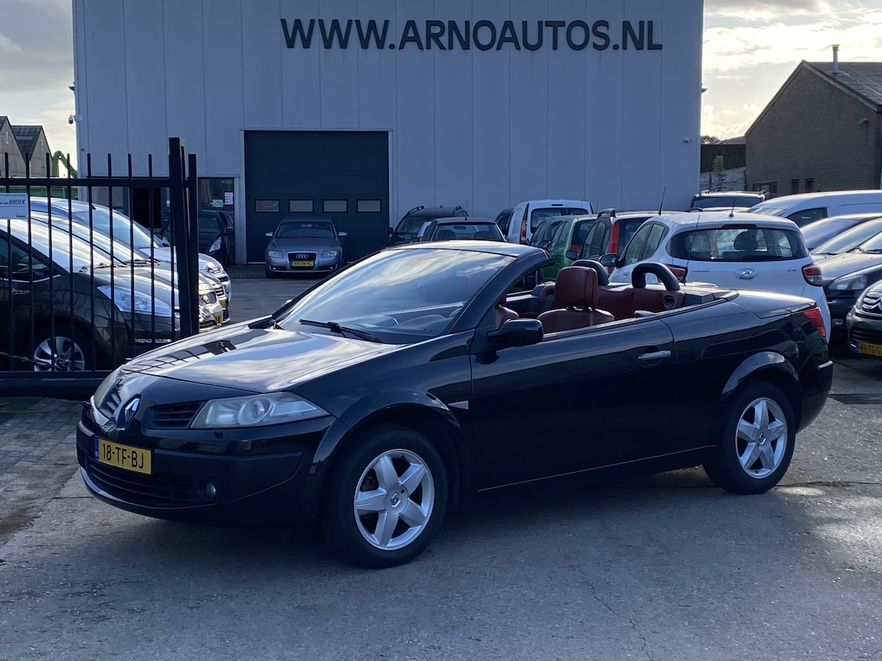 Renault Mégane coupé cabriolet - 1.6-16V Tech Line 1.6-16V Tech Line, APK TOT 27-09-2025, AIRCO(CLIMA), CRUISE CONTROL, ELEK-DAK, PANORAMADAK - AutoWereld.nl