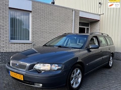 Volvo V70 - 2.5 T Comfort Line Nieuw APK Youngtimer