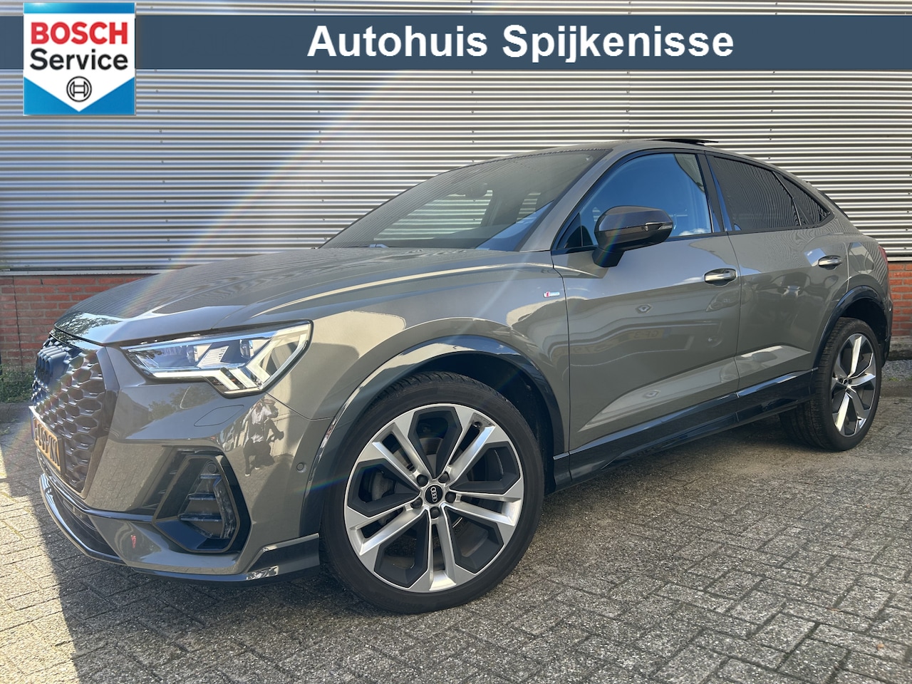 Audi Q3 Sportback - 35 TFSI Pro Line S | Lichtmetalen velgen 20" | Matrix LED - AutoWereld.nl