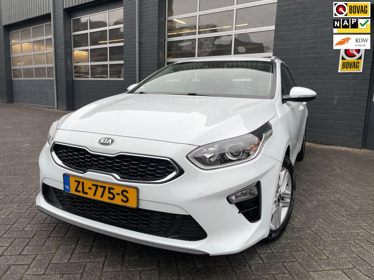 Kia Cee'd Sportswagon - Ceed 1.4 T-GDi DynamicLine Camera, Apple Carplay, Navi, Cruise - AutoWereld.nl