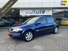 Renault Mégane - 1.6-16V Tech Line