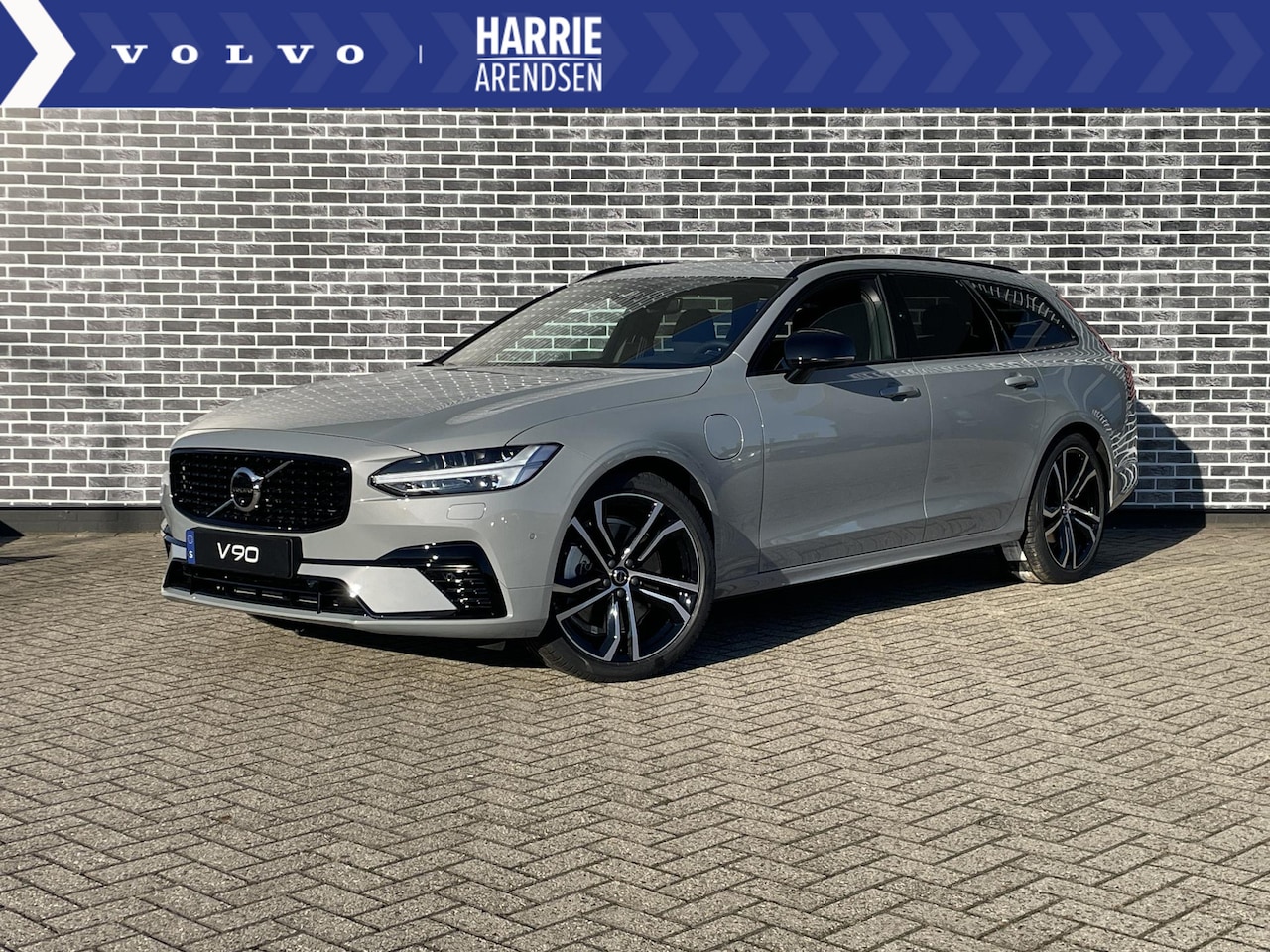 Volvo V90 - Recharge T6 Ultimate Dark | Adaptieve Cruise Control | 360 camera | Getint glas | Nappa le - AutoWereld.nl