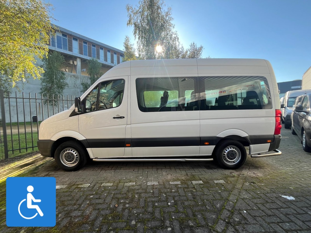 Volkswagen Crafter - L2H2 Groepsvervoer Rolstoelbus - AutoWereld.nl