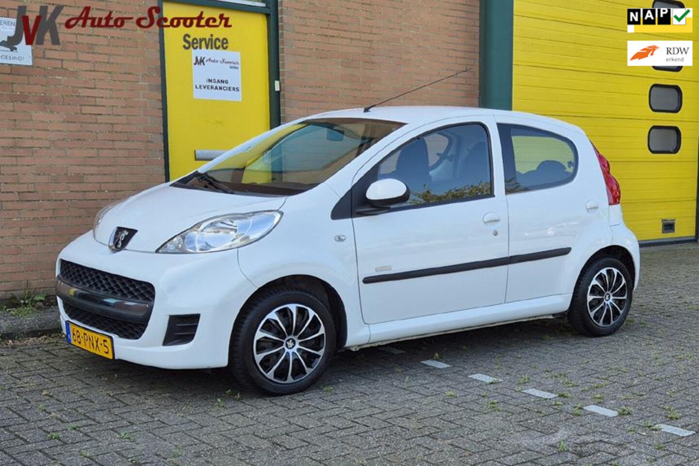 Peugeot 107 - 1.0-12V Millesim 200 Nette auto! Airco! - AutoWereld.nl