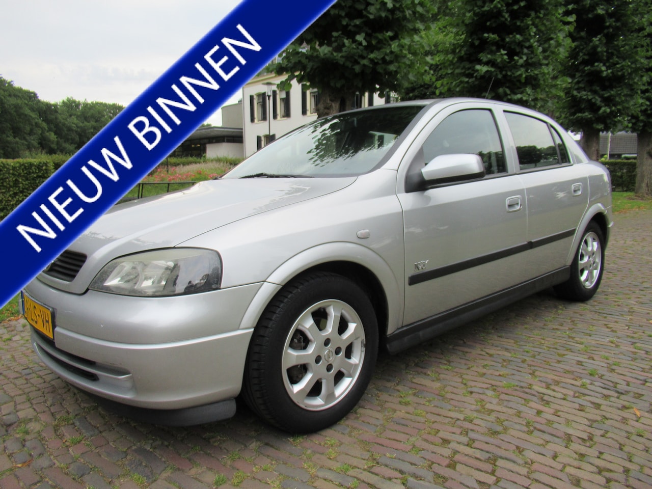 Opel Astra - 1.6 Njoy Automaat Airco Cruisecontrol 5 Drs Pdc Lm Velgen Trekhaak - AutoWereld.nl