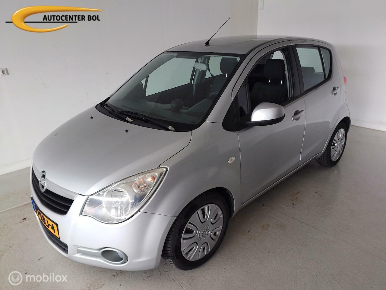 Opel Agila - 1.2 Edition Airco|Trekhaak - AutoWereld.nl