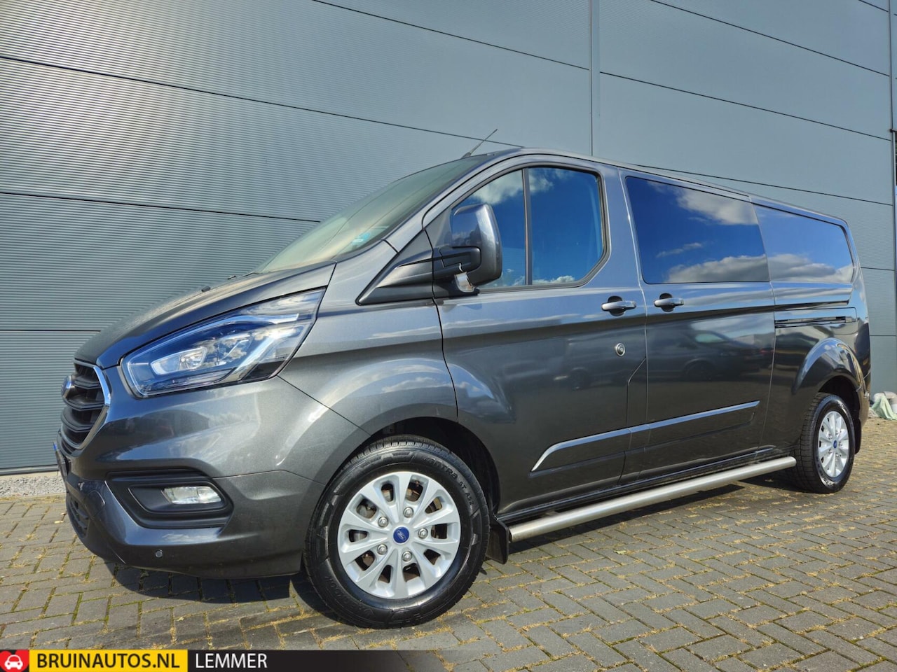 Ford Transit Custom - 2.0 TDCI L2H1 DC Navi 170 PK 2 x schuifd - AutoWereld.nl