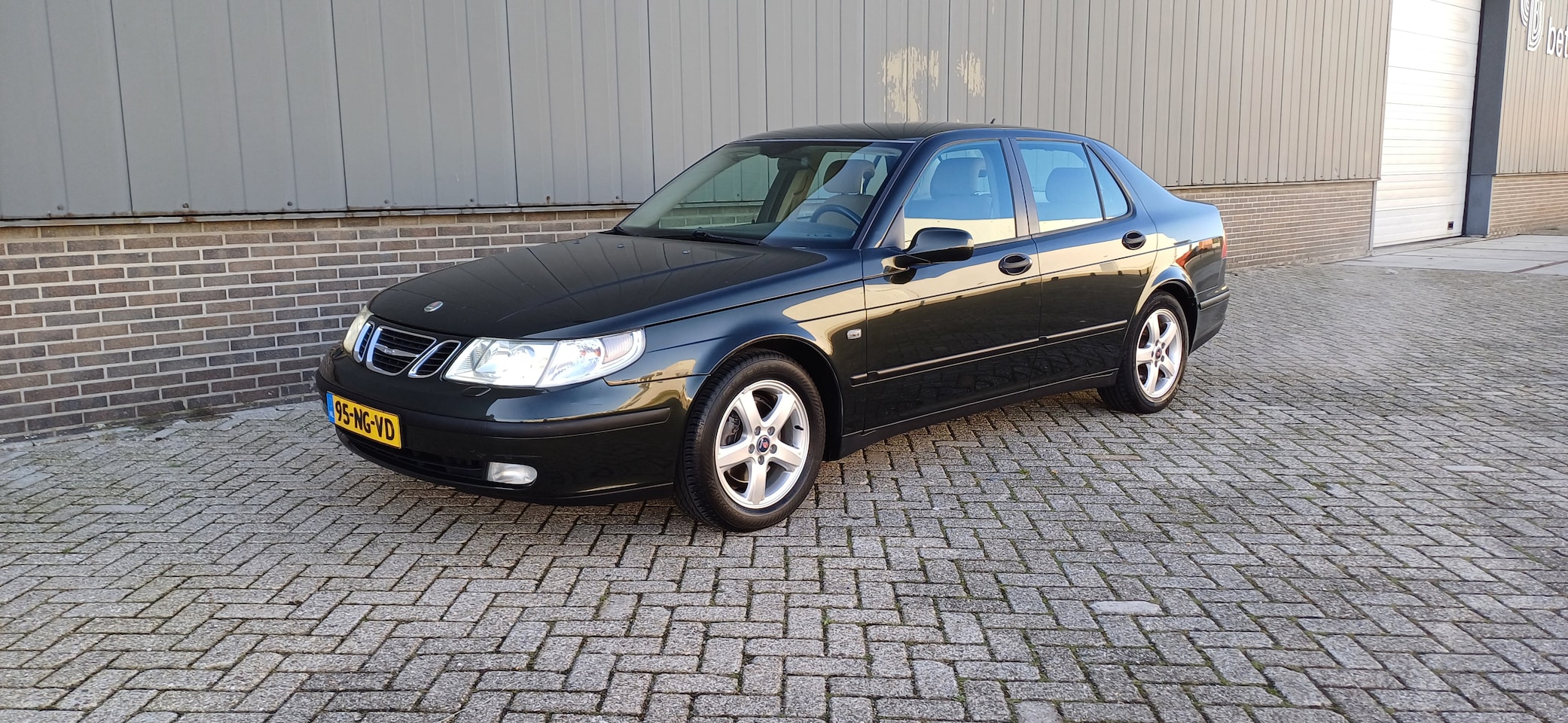 Saab 9-5 - 2.3t Vector - AutoWereld.nl