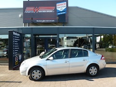 Renault Mégane - 1.6 16V SEDAN BUSINNES LINE