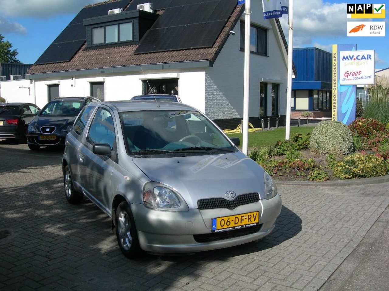 Toyota Yaris - 1.0-16V VVT-i Terra 1.0-16V VVT-i Terra - AutoWereld.nl