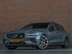 Volvo V60 - 2.0 T8 Twin Engine AWD Polestar Engineered H&K Pano., Trekh