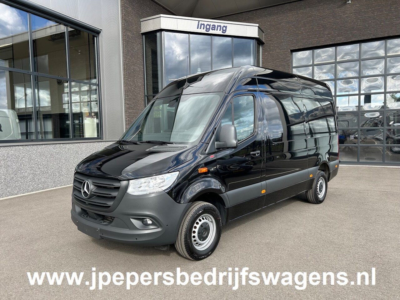 Mercedes-Benz Sprinter - 317 CDI L2 H2 MBUX / 360 Camera / Navigatie / Cruise control / Airco / 270 Graden achterde - AutoWereld.nl