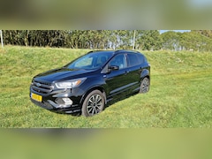 Ford Kuga - 1.5 EcoBoost ST-Line Winterpaket