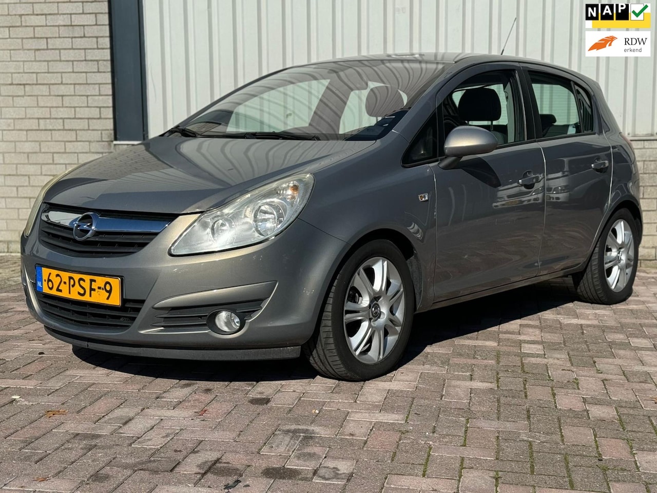 Opel Corsa - 1.2-16V Cosmo EXPORT AUTOMAAT NIET 100% - AutoWereld.nl