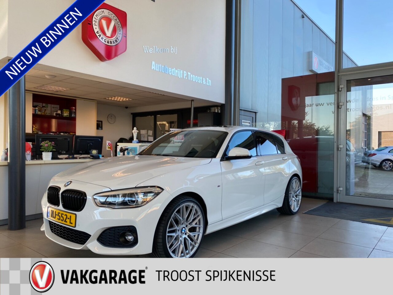 BMW 1-serie - 120i Centennial High Executive 120i Centennial High Executive,NL Auto,Automaat,Panoramadak,Navigatie,Parkeerassistent,Tre - AutoWereld.nl